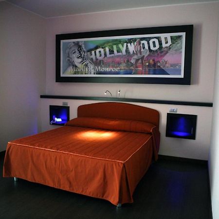 Hotel Mito Ossona Kültér fotó