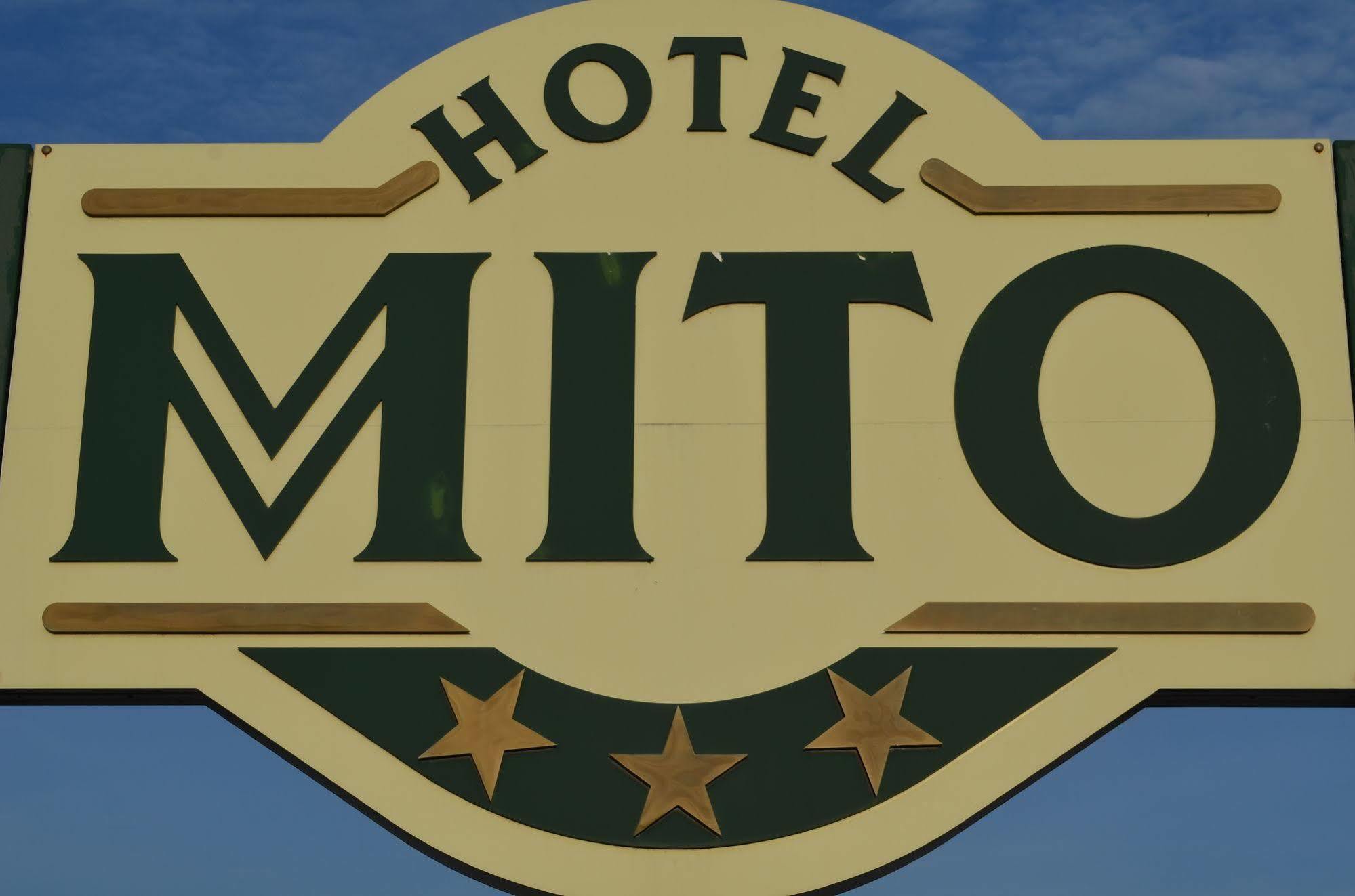 Hotel Mito Ossona Kültér fotó
